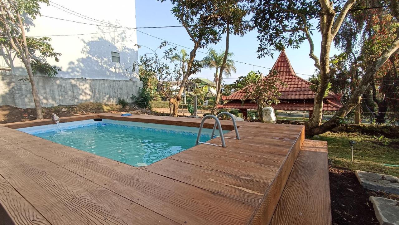 Villa Ohana Batu المظهر الخارجي الصورة